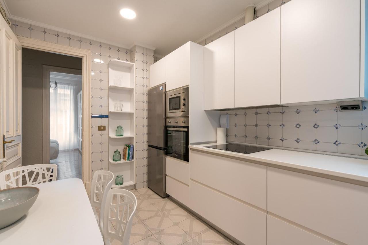 Amama Apartment By People Rentals Bilbao Buitenkant foto